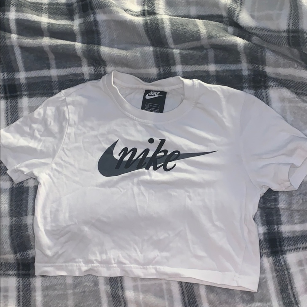 white nike crop top